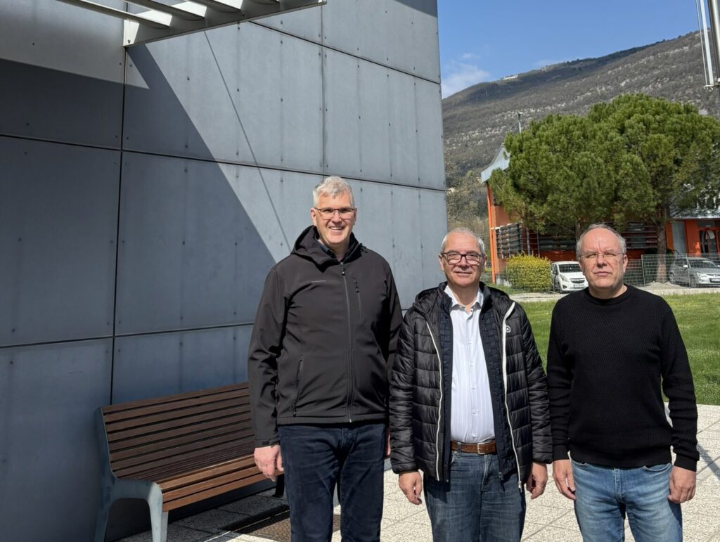 Podjetje Instrumentation technologies je naši šoli doniralo učni sistem